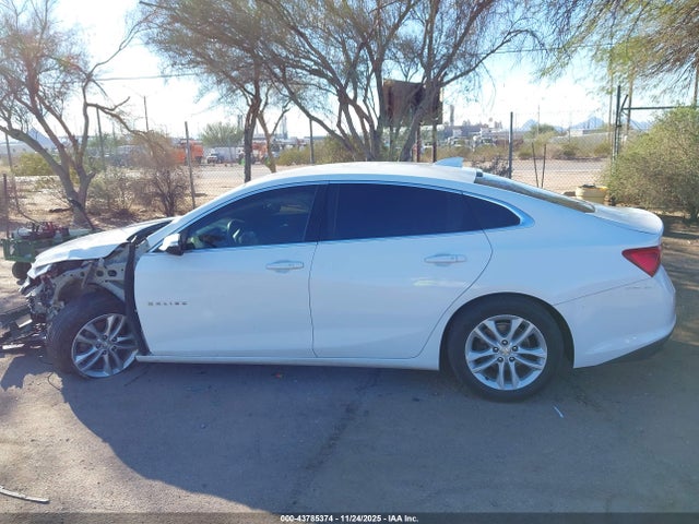 1G1ZE5STXHF190128 Chevrolet MALIBU 1LT