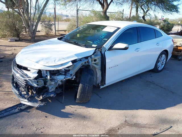 1G1ZE5STXHF190128 Chevrolet MALIBU 1LT