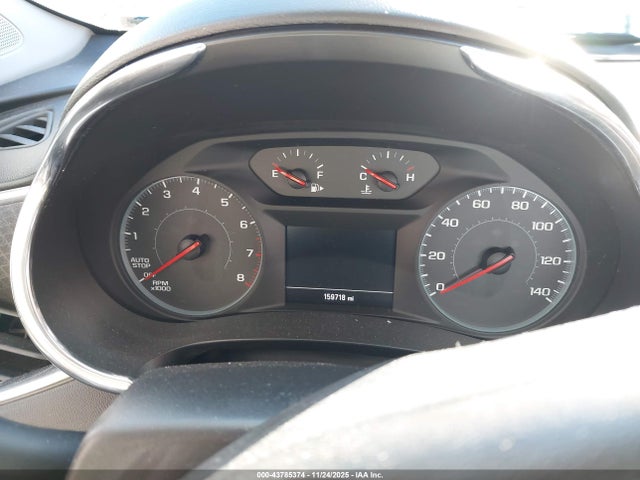 1G1ZE5STXHF190128 Chevrolet MALIBU 1LT
