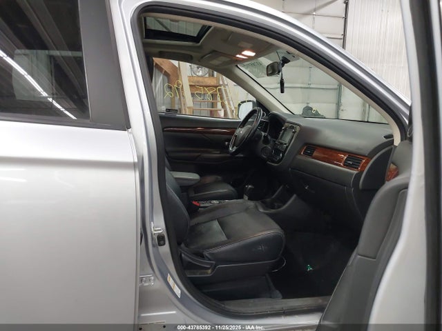 2014 MITSUBISHI OUTLANDER JA4AZ3A38EZ020126 Photo 4