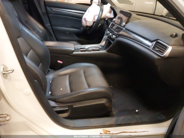 1HGCV2F37JA025728 Honda Accord Sport 2.0t