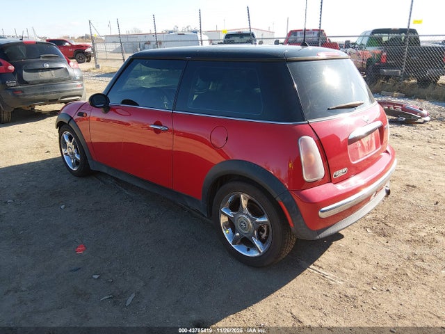 2004 MINI COOPER WMWRC33484TJ53953 Photo 2