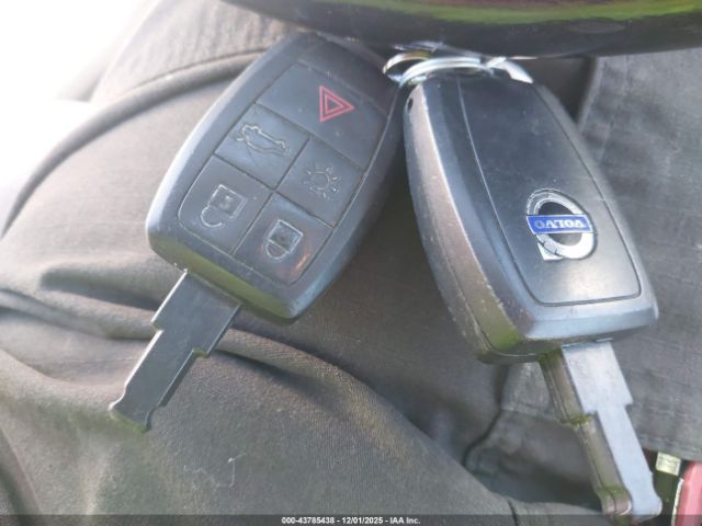 2013 VOLVO C70 YV1672MC6DJ141400 Photo 10