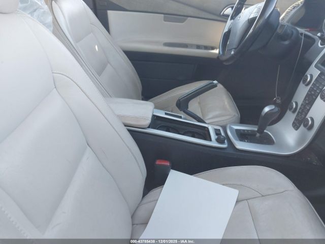 2013 VOLVO C70 YV1672MC6DJ141400 Photo 4