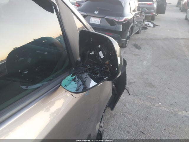 Toyota Sienna Xle 7 Passenger 2018 5TDDZ3DC4JS200682 Image 18