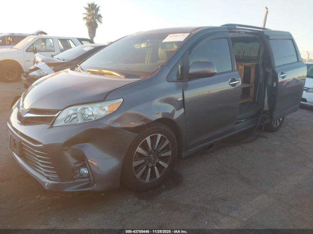 2018 TOYOTA SIENNA 5TDDZ3DC4JS200682 Photo 1