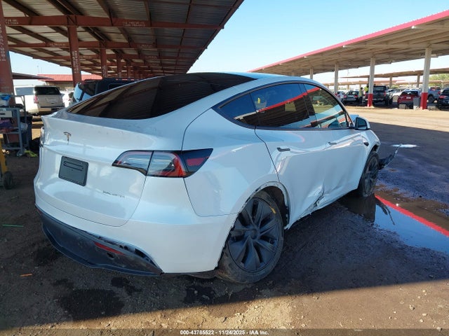 2024 TESLA MODEL Y 7SAYGDEE4RF163018 Photo 3