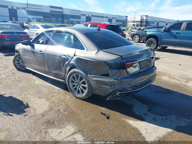 2021 AUDI A4 WAUABAF47MN004910 Photo 2