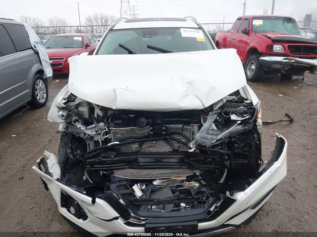 2017 Nissan Rogue Sl მანქანა იყიდება აუქციონზე, vin: 5N1AT2MVXHC833498, აუქციონის ნომერი: 43785590