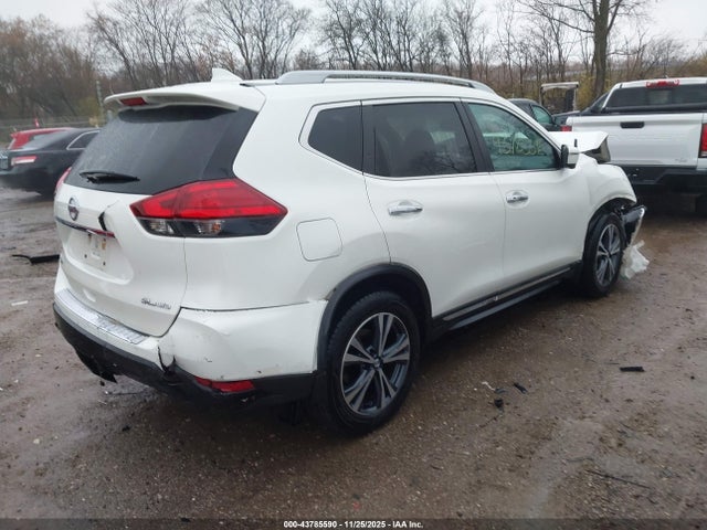 2017 Nissan Rogue Sl მანქანა იყიდება აუქციონზე, vin: 5N1AT2MVXHC833498, აუქციონის ნომერი: 43785590