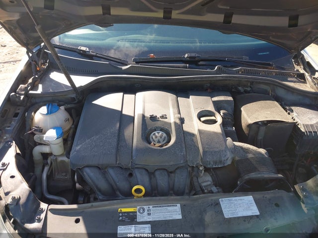 WVWDB7AJ0EW010656 Volkswagen Golf 2.5l