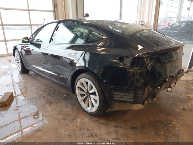 2023 TESLA MODEL 3 5YJ3E1EAXPF435447 Photo 2