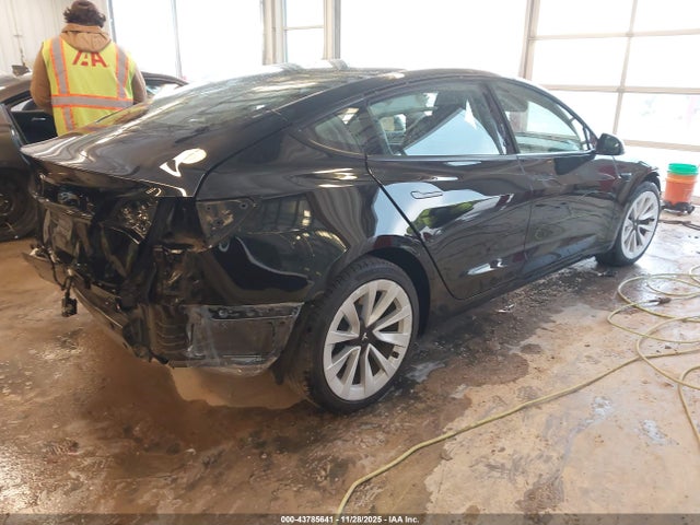 2023 TESLA MODEL 3 5YJ3E1EAXPF435447 Photo 3