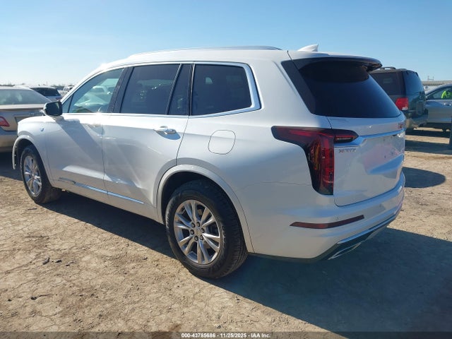 2021 CADILLAC XT6 1GYKPAR44MZ153105 Photo 2