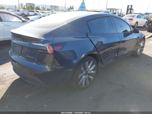2024 TESLA MODEL 3 5YJ3E1EB8RF817682 Photo 3