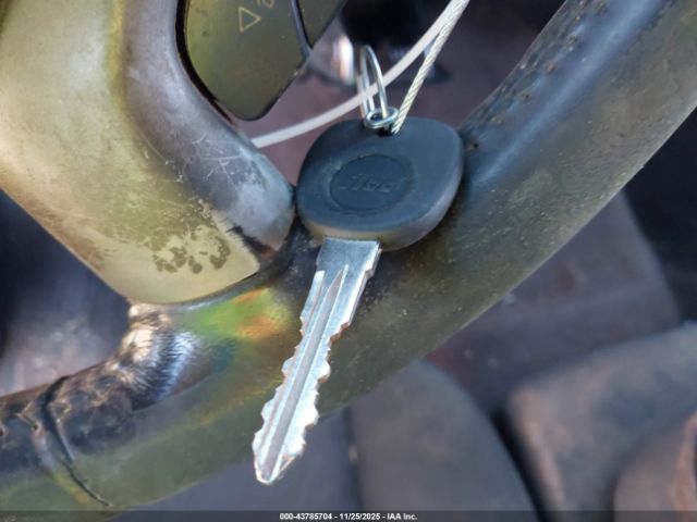 2013 CHEVROLET SILVERADO 1500 3GCPCSE08DG373976 Photo 10