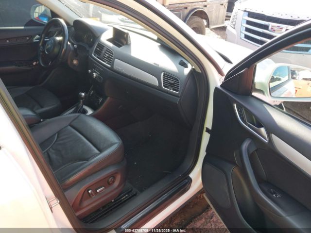 2017 AUDI Q3 WA1ECCFS2HR012529 Photo 4