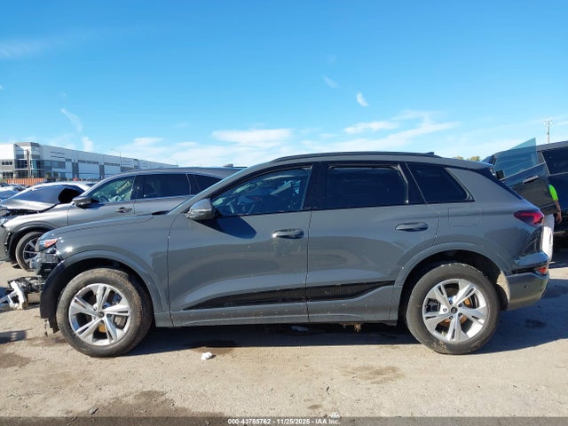 WA122BGF1SA034061 Audi Q6 E-tron Premium Plus
