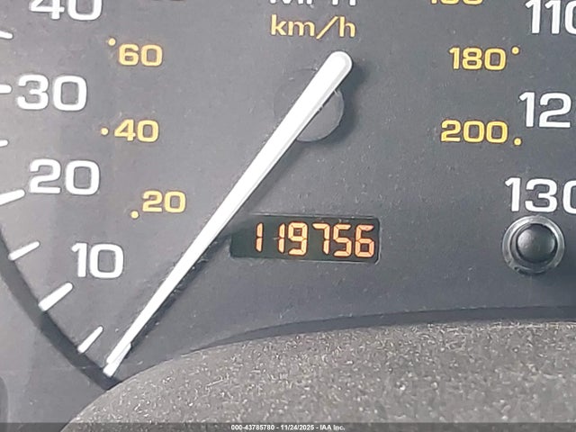 2003 SATURN VUE 5GZCZ63B13S822817 Photo 6