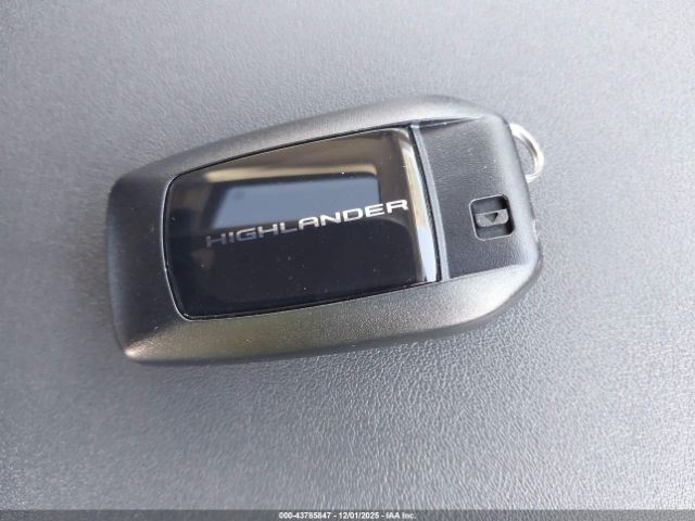 2024 TOYOTA HIGHLANDER 5TDKDRBH1RS528824 Photo 10