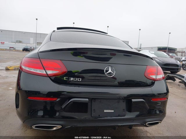Mercedes-Benz C 300 2018 WDDWJ4JB3JF726678 Image 17