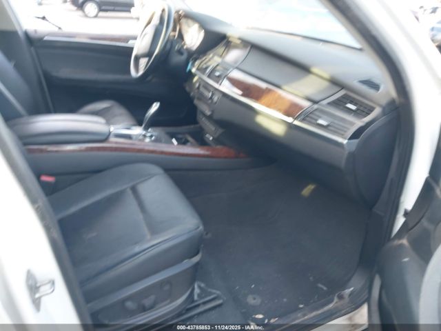 2012 BMW X5 5UXZV4C51CL751911 Photo 4