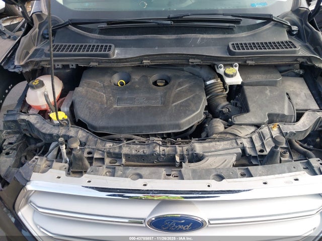 1FMCU9J91KUC54066 Ford Escape Titanium