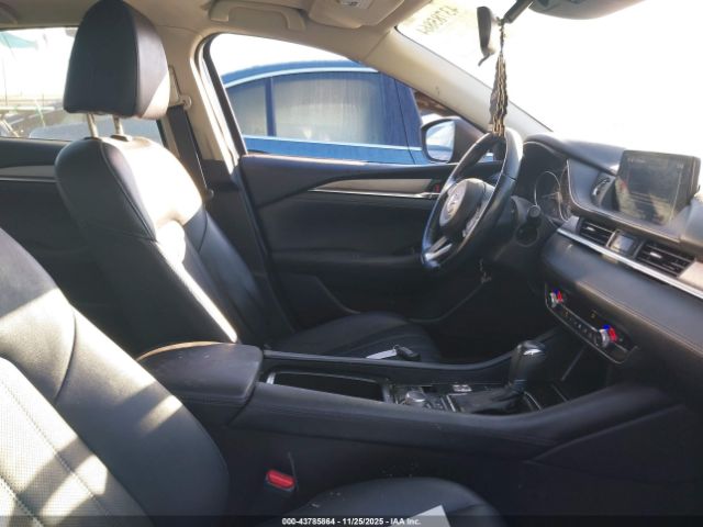 2018 MAZDA MAZDA6 JM1GL1VM2J1306930 Photo 4