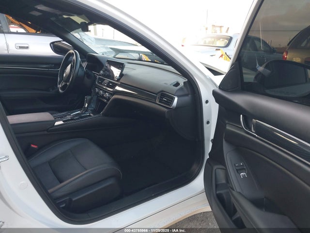1HGCV1F34NA115323 Honda Accord Sport