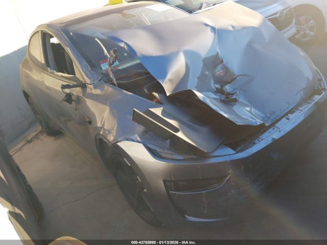 2026 TESLA MODEL Y 7SAYGDED7TF522053 Photo 0