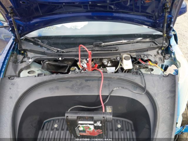 2025 TESLA MODEL 3 5YJ3E1EA9SF047201 Photo 9