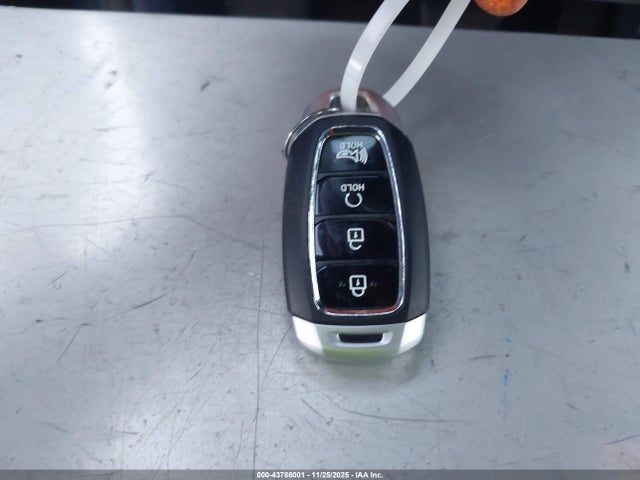 Hyundai Venue Limited 2024 KMHRC8A39RU302796 Image 11