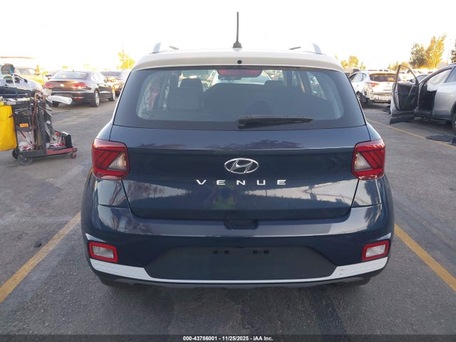 Hyundai Venue Limited 2024 KMHRC8A39RU302796 Image 17