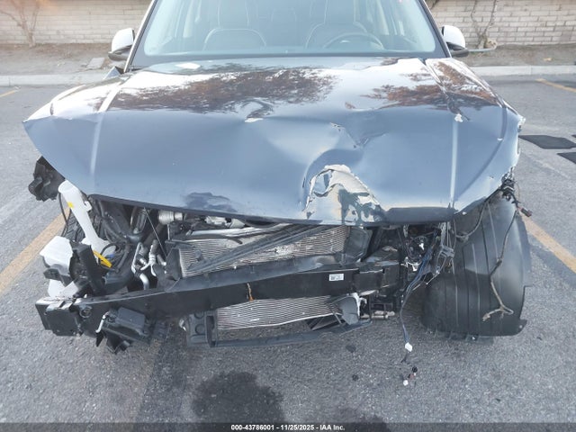 Hyundai Venue Limited 2024 KMHRC8A39RU302796 Image 6
