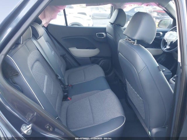 Hyundai Venue Limited 2024 KMHRC8A39RU302796 Image 8