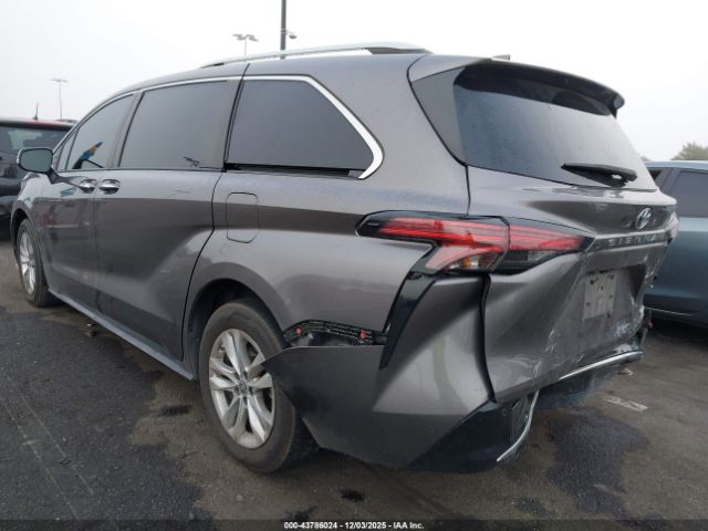 2022 TOYOTA SIENNA 5TDZRKEC6NS096068 Photo 2