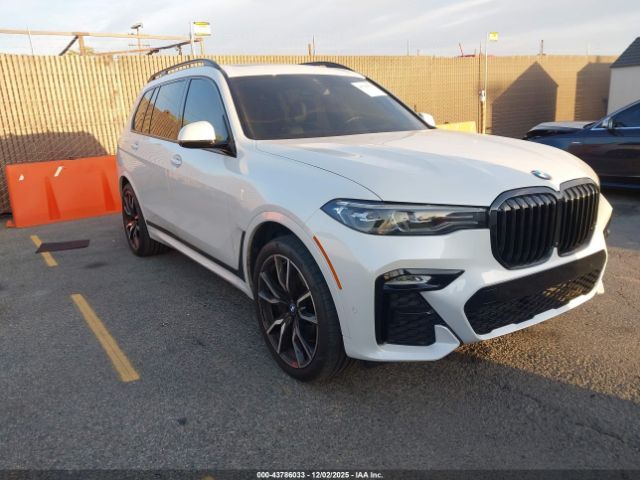 2022 BMW X7 5UXCW2C05N9M14363