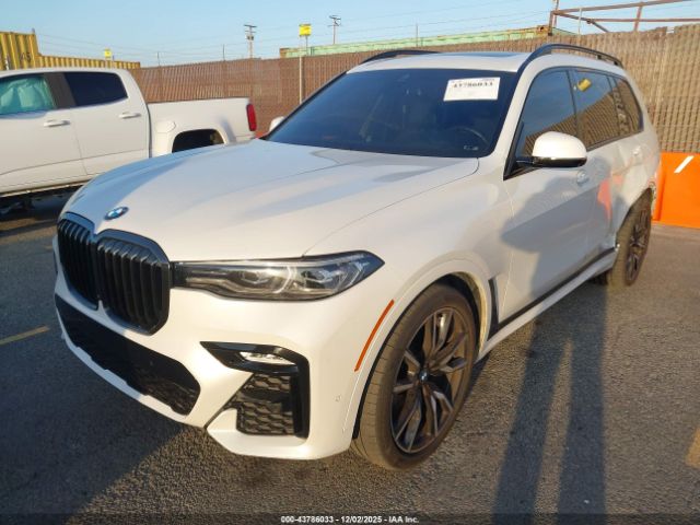 2022 BMW X7 5UXCW2C05N9M14363 Photo 1