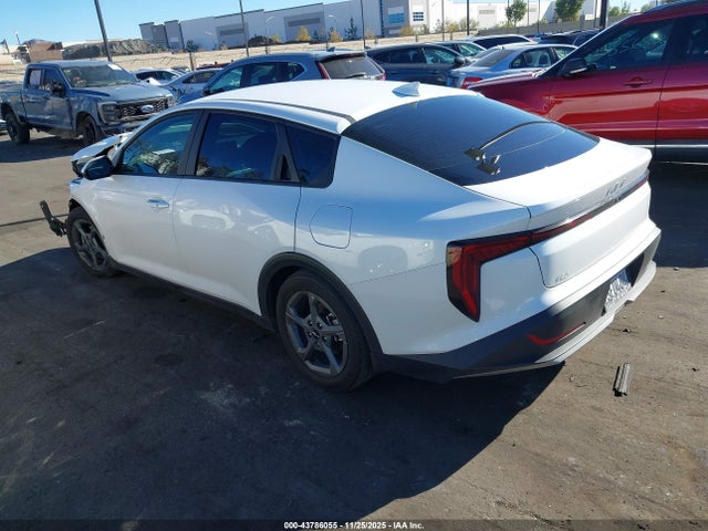 KIA K4 Lxs 2025 3KPFT4DE6SE058896 Image 3