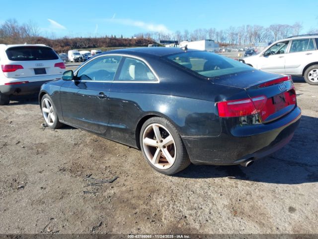2009 AUDI A5 WAUDK78TX9A019727 Photo 2