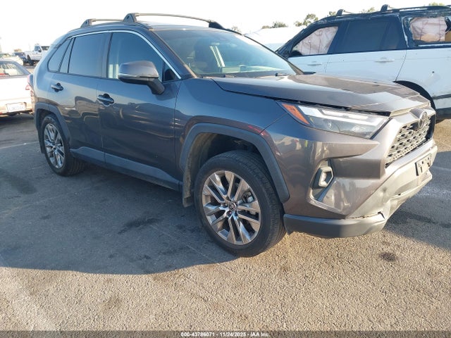 Toyota Rav4 Xle Premium 2022 2T3C1RFV3NC201834 головне зображення
