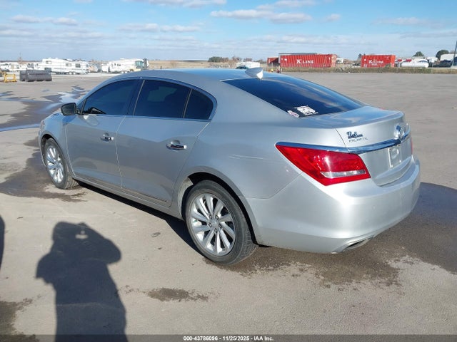 1G4GB5G37FF326188 Buick Lacrosse Leather