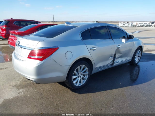 1G4GB5G37FF326188 Buick Lacrosse Leather