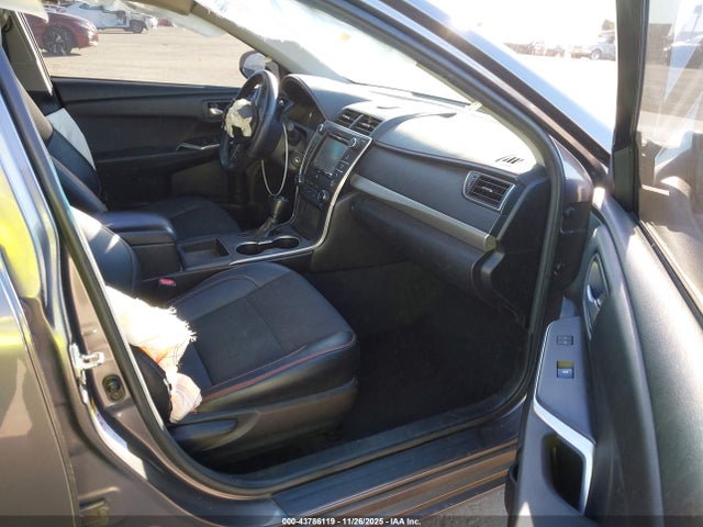 4T1BF1FK0HU368314 Toyota CAMRY SE