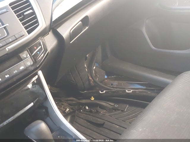 1HGCR2F30HA254332 Honda ACCORD LX