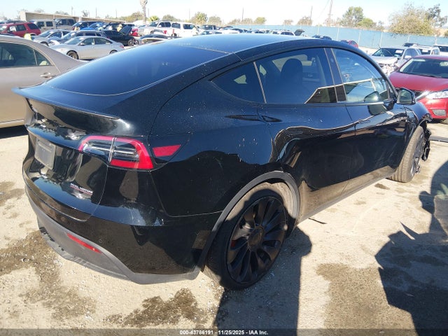 2022 TESLA MODEL Y 7SAYGDEF0NF336360 Photo 3