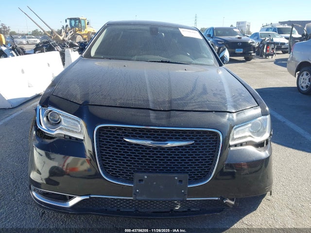 Chrysler 300C 2016 2C3CCAEG9GH351046 Image 12