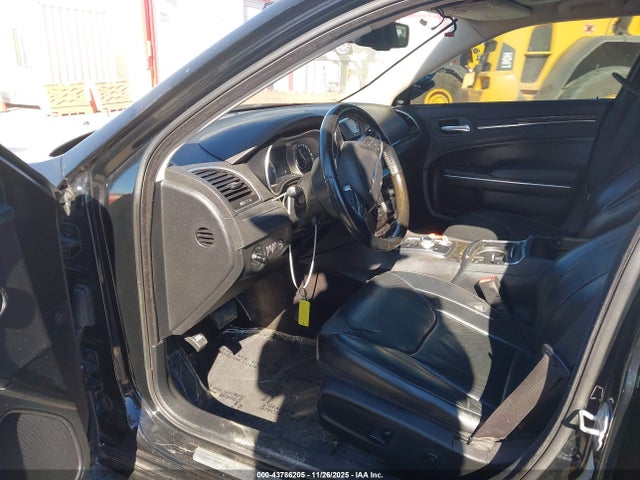 Chrysler 300C 2016 2C3CCAEG9GH351046 Image 5