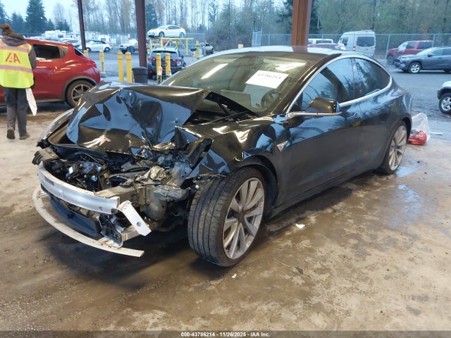2018 TESLA MODEL 3 5YJ3E1EB5JF081806 Photo 1