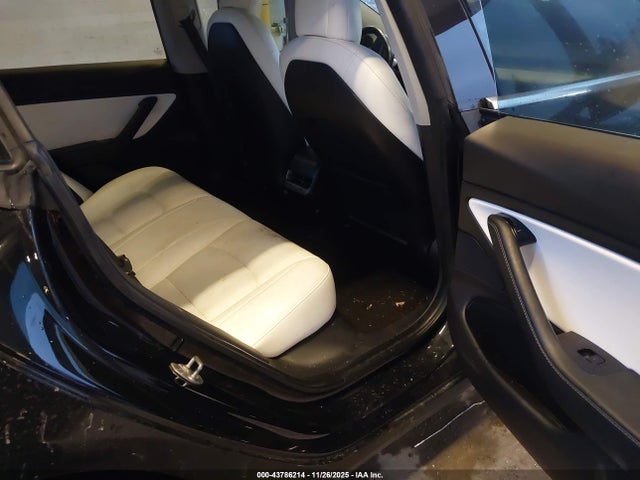 2018 TESLA MODEL 3 5YJ3E1EB5JF081806 Photo 7